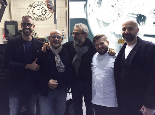 Da sinistra: Angelo Agnelli, Claudio Sadler, Massimo Bottura, Filippo Cammarata e Niko Romito