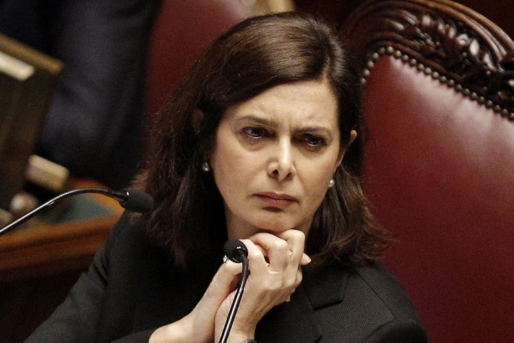 Laura Boldrini - Appello della Boldrini contro le bufale  Una firma per la corretta informazione