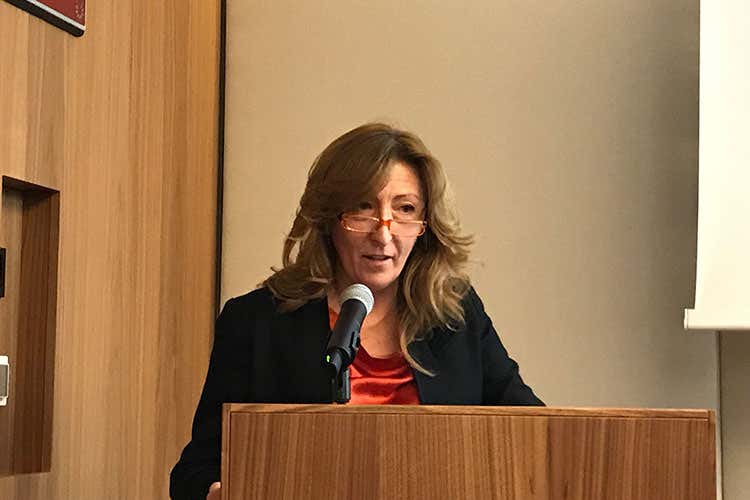 Beatrice Zanolini (Attrezzature professionali Dall'etichetta energetica alla connettività) Beatrice Zanolini (Attrezzature professionali Dall'etichetta energetica alla connettività)