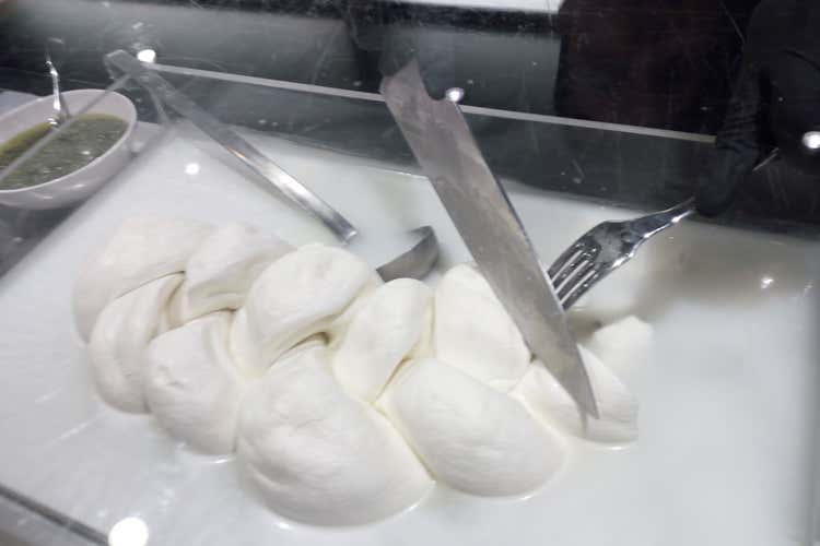 Borghese crea i menu di Obicà nel segno di Food to share Borghese crea i menu di Obicà nel segno di Food to share