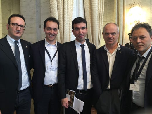 da sinistra: Rocco Pozzulo, Alessandro Circiello, Maurizio Martina, Enrico Derflingher e Salvatore Bruno (segretario Federazione italiana cuochi)