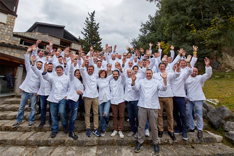 Congresso Chic, 23 new entry tra i cuochi Alla guida il neoeletto Paolo Barrale Congresso Chic, 23 new entry tra i cuochi Alla guida il neoeletto Paolo Barrale