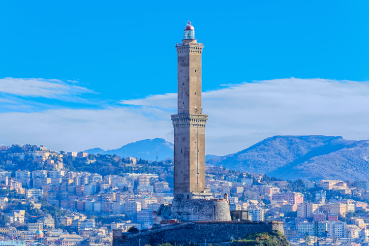 Genova firma un protocollo con Airbnb Il Comune incassa la tassa di soggiorno
