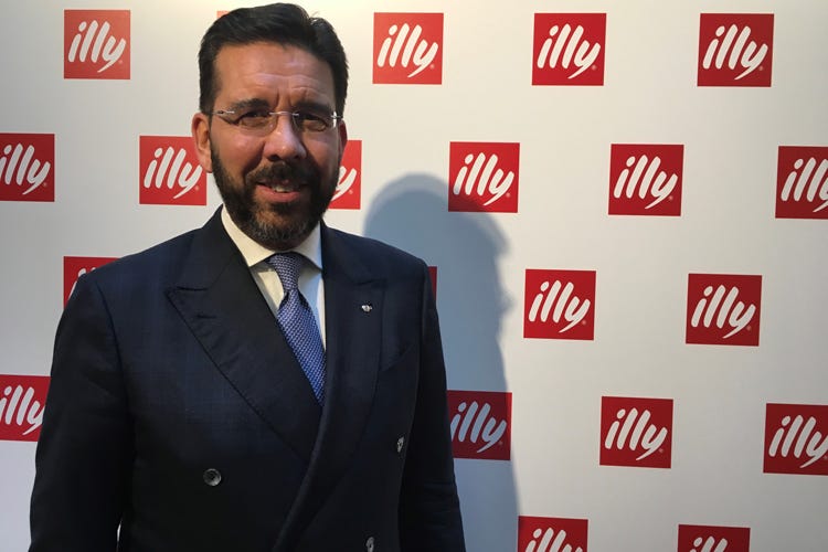 Massimo Pogliani - Illy apre a Milano nel cuore del fashion Dal breakfast alla cena caffè protagonista