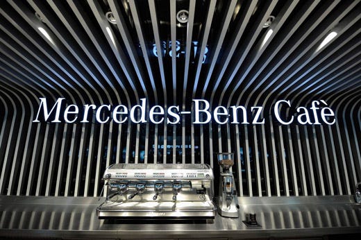 http://www.mercedes-benz.it/content/italy/mpc/mpc_italy_website/it/home_mpc/passengercars.html