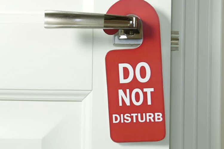 (Non disturbare via dagli hotel Usa La novità per timore di attentati) (Non disturbare via dagli hotel Usa La novità per timore di attentati)