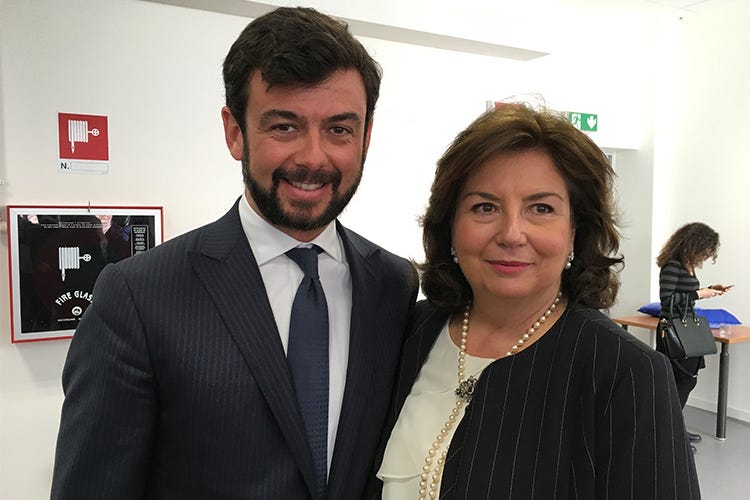 Riccardo Pasqua e la mamma Margherita - Pasqua Vini, il Made in Italy nel mondo  41% l'export negli Usa in un decennio