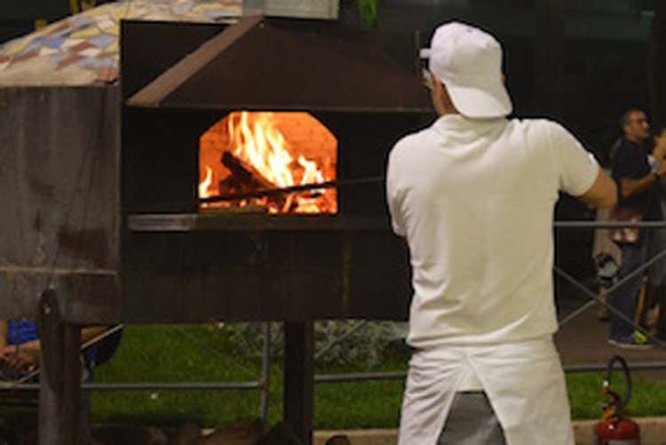 Pizzafest&Shopping fa il bis Eccellenze locali in primo piano Pizzafest&Shopping fa il bis Eccellenze locali in primo piano