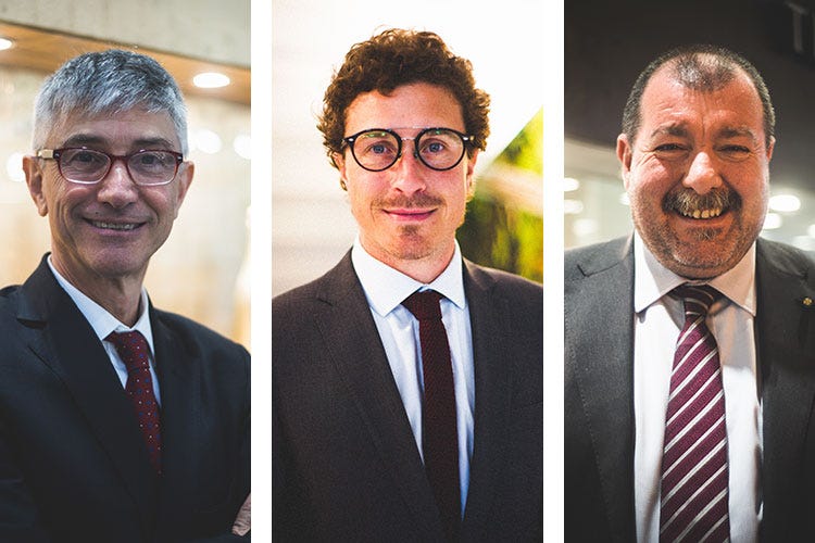 Fabio Maccari, Davide Semenzato e Luca Rigotti (Riconoscimenti, etichette e sostenibilità Vinitaly al top per Gruppo Mezzacorona)