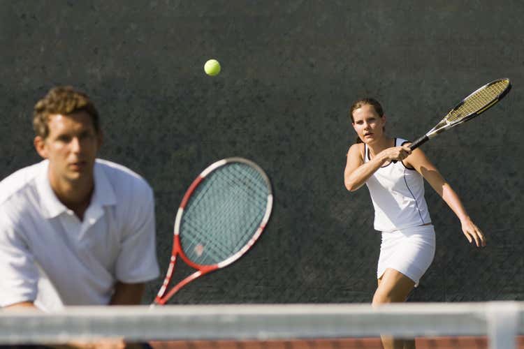 Tennis e nuoto gli sport più efficaci  per tenere il cuore in forma