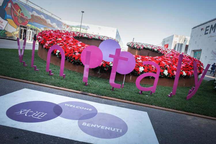 (Vinitaly scalda i motori Più incontri e maggiori presenze dall’estero) (Vinitaly scalda i motori Più incontri e maggiori presenze dall’estero)