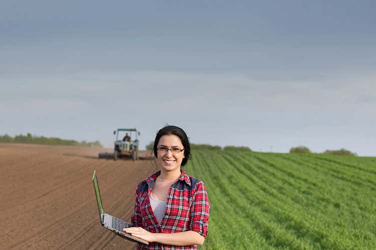 (L'agricoltura in mano ai giovani 55mila imprese condotte da under 35)
