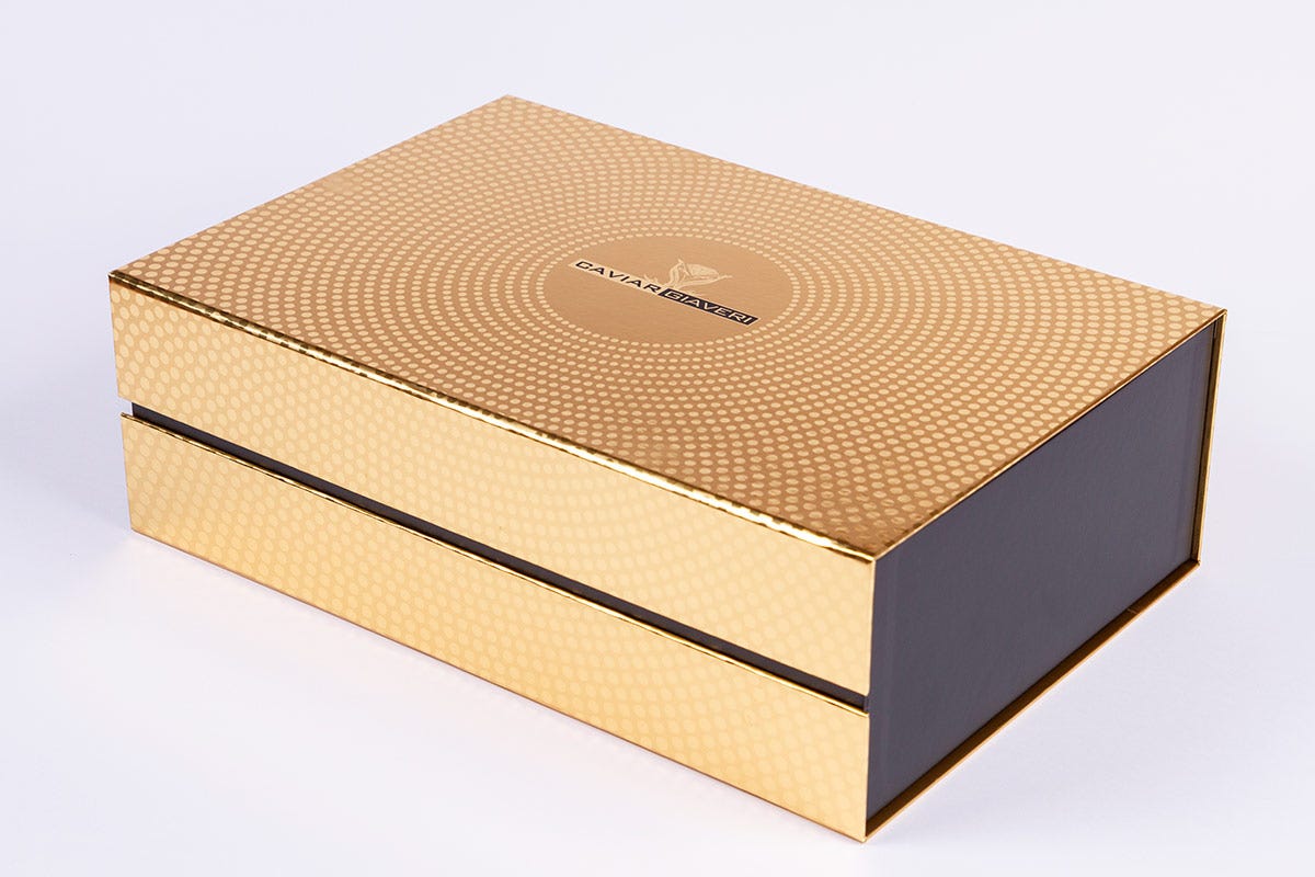 La Golden Box Italian Style di Caviar Giaveri Una Golden Box per festeggiare all’insegna del Made in Italy