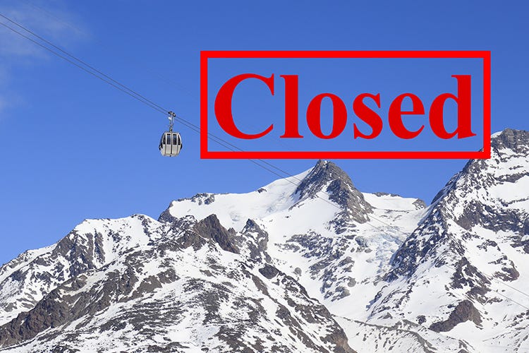 Lo sci non riparte - Impianti chiusi, alberghi indignati «Così la stagione è morta»