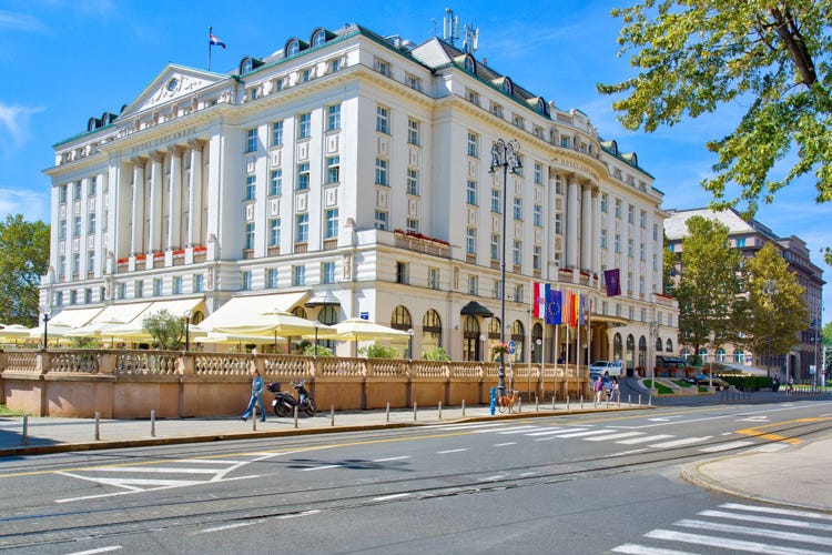 (Nel cuore di Zagabria l'hotel Esplanade Struttura centenaria in stile Art Decò)