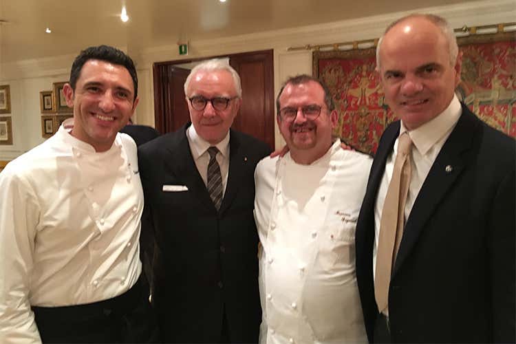 Fabio Silva, Alain Ducasse, Massimo Spigaroli ed Enrico Derflingher Fabio Silva, Alain Ducasse, Massimo Spigaroli ed Enrico Derflingher