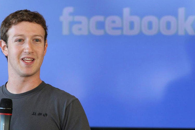 Mark Zuckerberg (Facebook contro le fake news Più articoli correlati per una notizia)