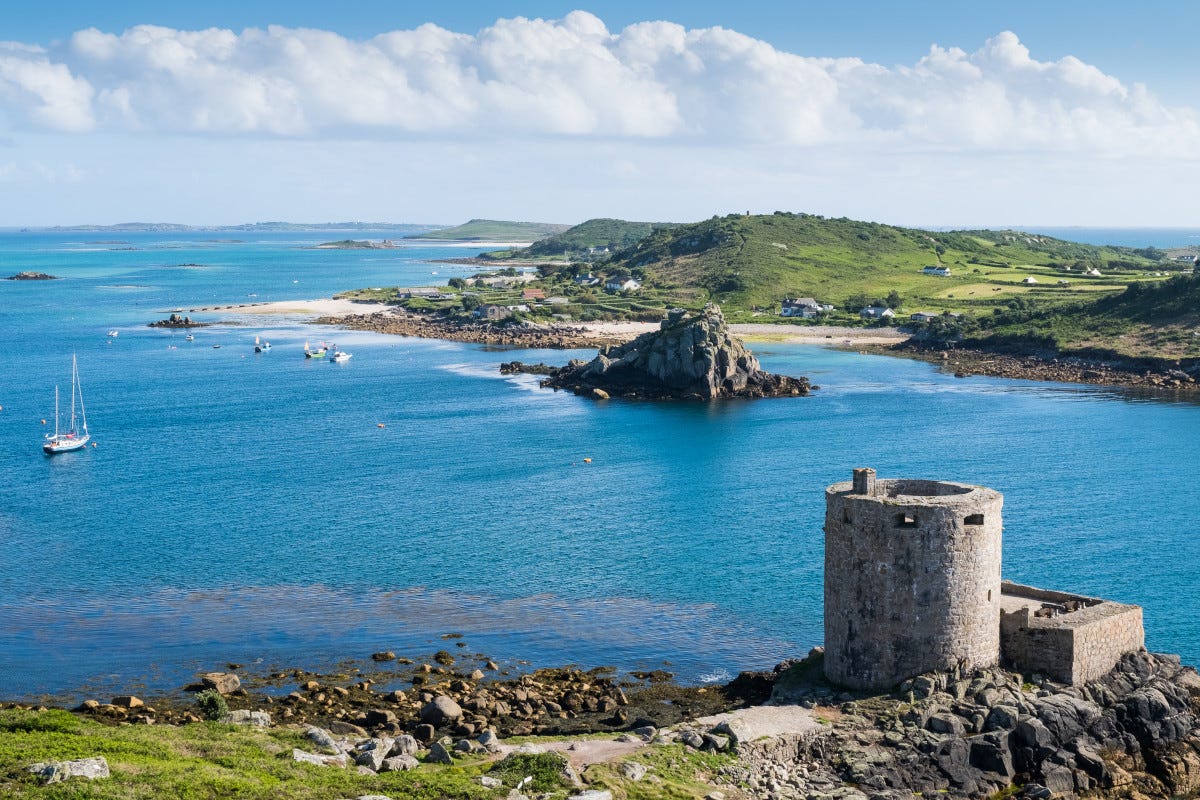 Le isole Scilly Vacanze... reali: ecco i 10 luoghi preferiti da Re Carlo III d'Inghilterra