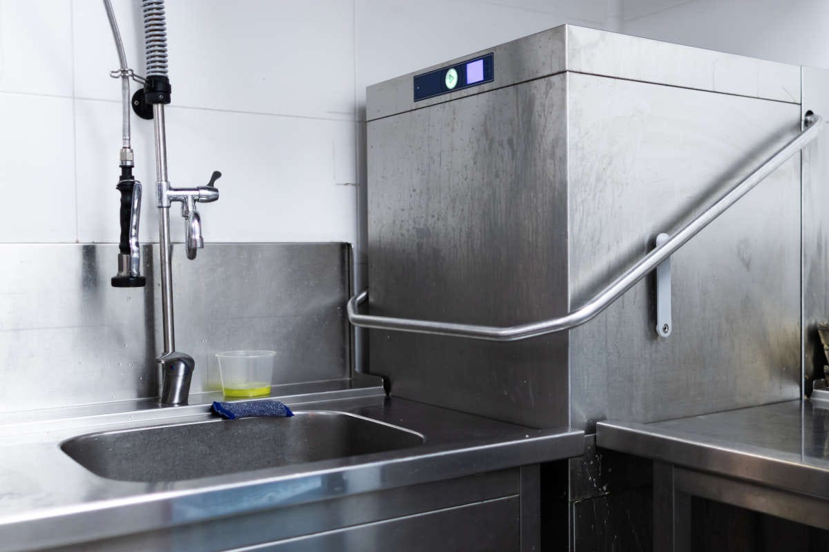 Come posizionare la lavastoviglie per gestire efficienza e spazi in cucina