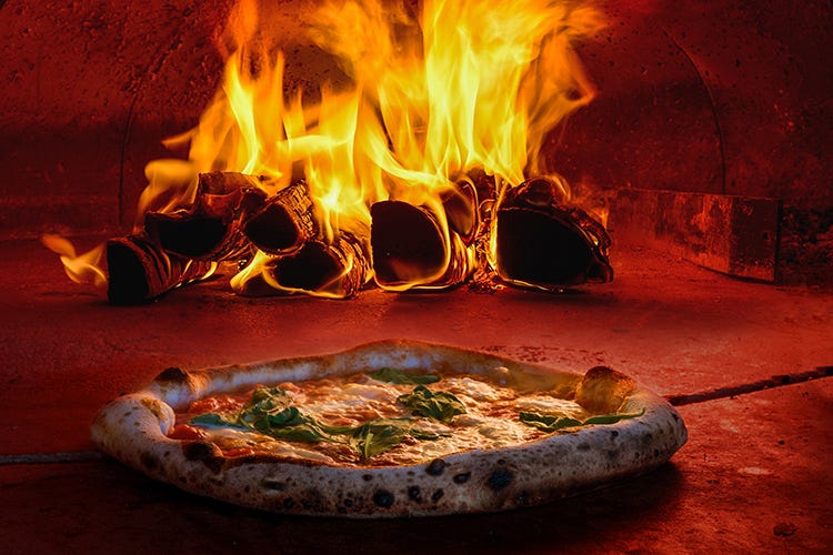 Oltre 650 le pizzerie in guida - Il Gambero toglie i voti alle pizzerie 14 novità nel gotha dei tre spicchi