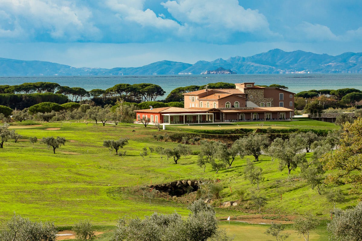 Riva Toscana Golf Resort & Spa Vacanze sportive? Ecco le proposte di Mira Hotel