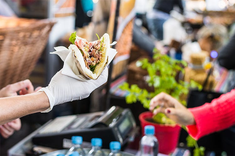 (Street food mania In 5 anni 6mila imprese in più in Italia)