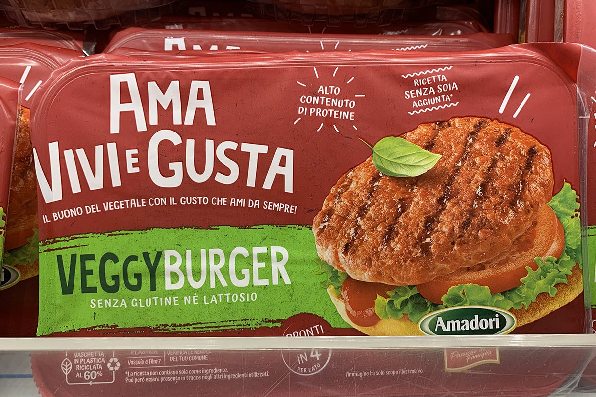 Veggy Burger Proteine vegetali: Amadori lancia la linea “Ama Vivi e Gusta”