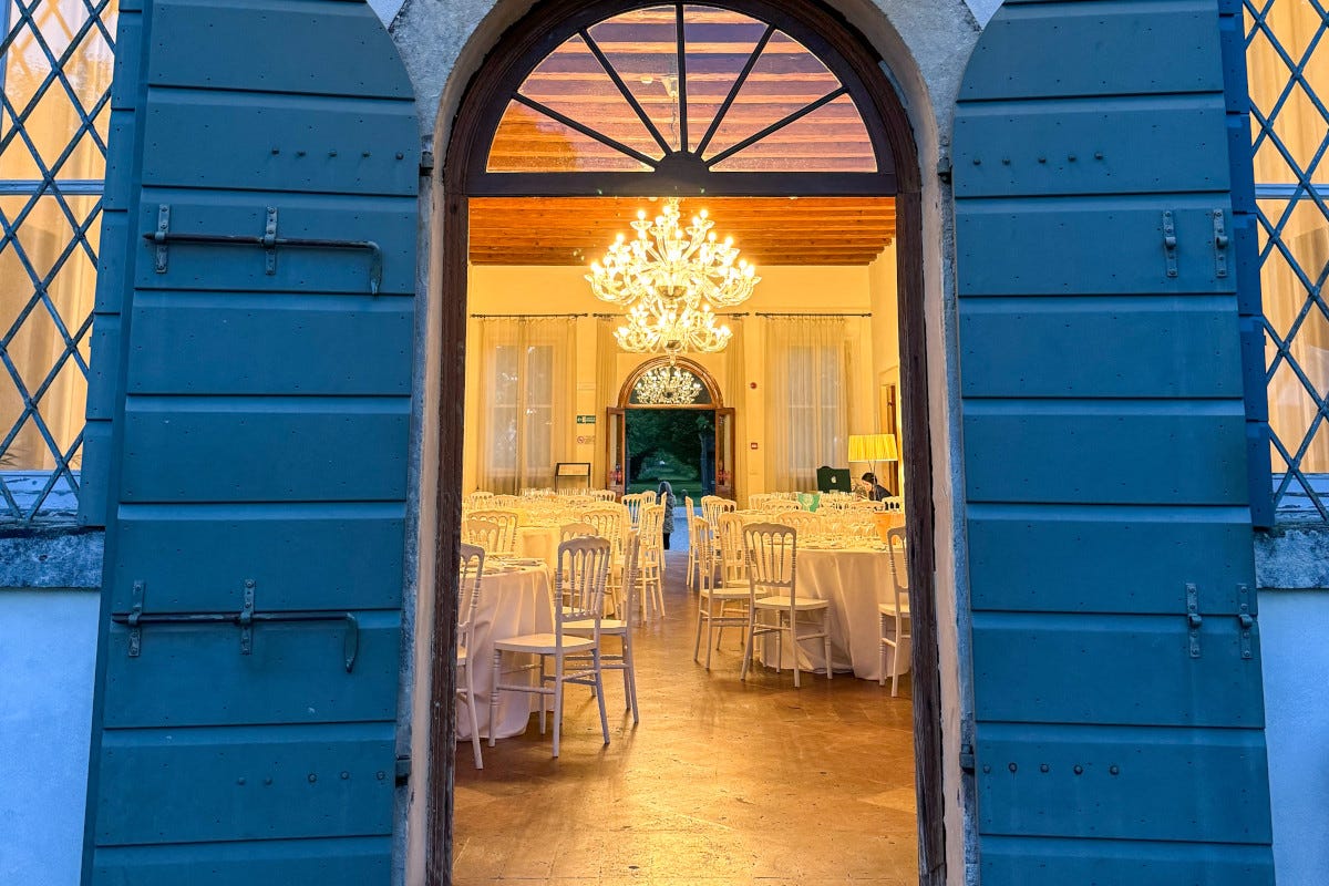 FuoriVinitaly: il nuovo extra brut di Villa Franciacorta presentato a Villa Ormaneto