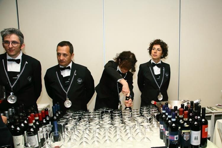 Ais al Premio Italia a Tavola 
Delegazioni unite con vini d'eccellenza