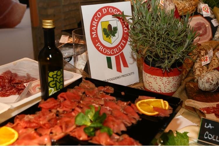 (Cena di gala con 16 stelle Michelin 
Il Premio IaT celebra la Cucina italiana)