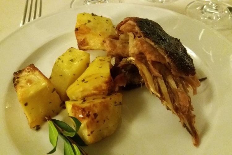 Croccante porcetto al mirto con patate al rosmarino - Il piacere di mangiare all’italiana 
Ristoranti regionali alla “prima” dell’anno