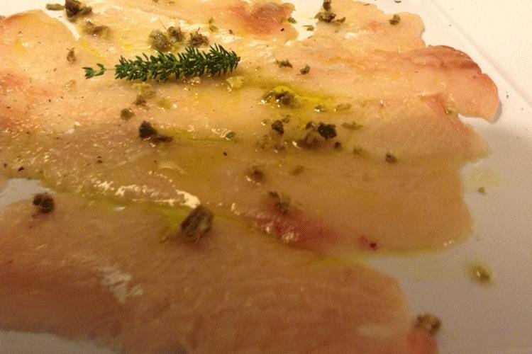 Carpaccio di ricciola - Pesce sempre fresco e pizza di qualità 
A Orio al Serio 