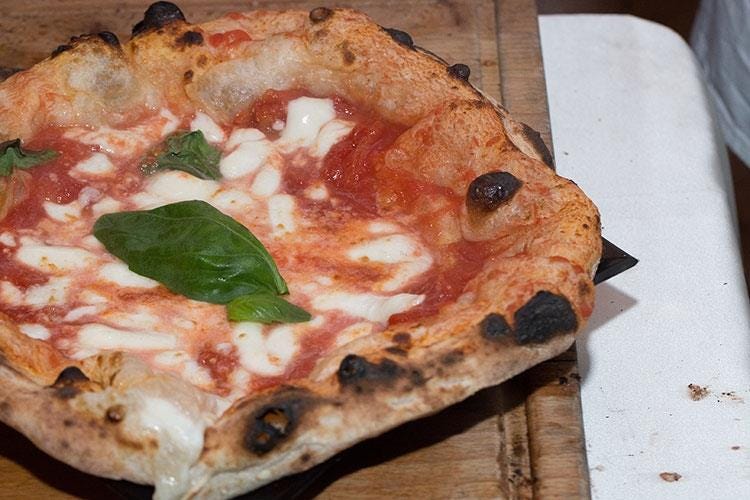La Pizza doppia di Giuseppe Vitiello