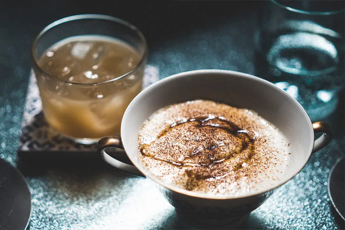 Sformato di acciughe, cavolfiore, limone bruciato e nocciola Momento Clu, cena