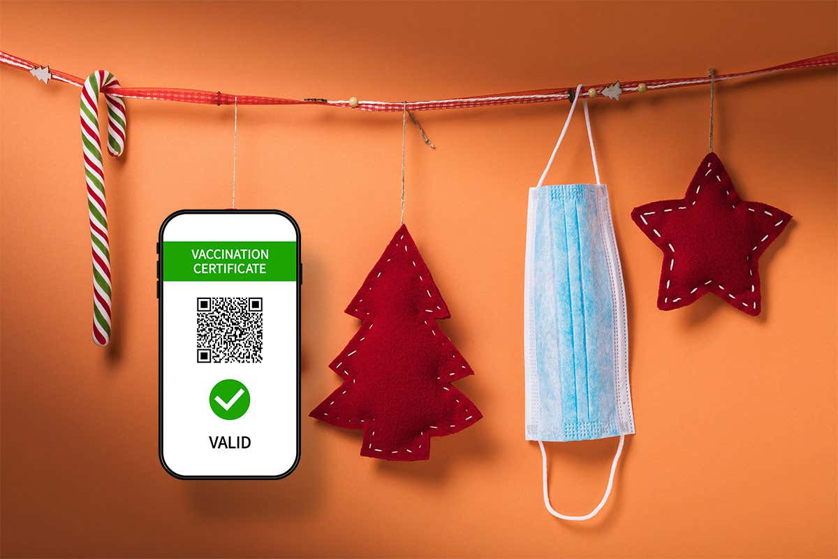 L’obiettivo è non richiudere e salvare il Natale. Il Green pass aiuta bar e ristoranti L’obiettivo è non richiudere e salvare il Natale. Il Green pass aiuta bar e ristoranti