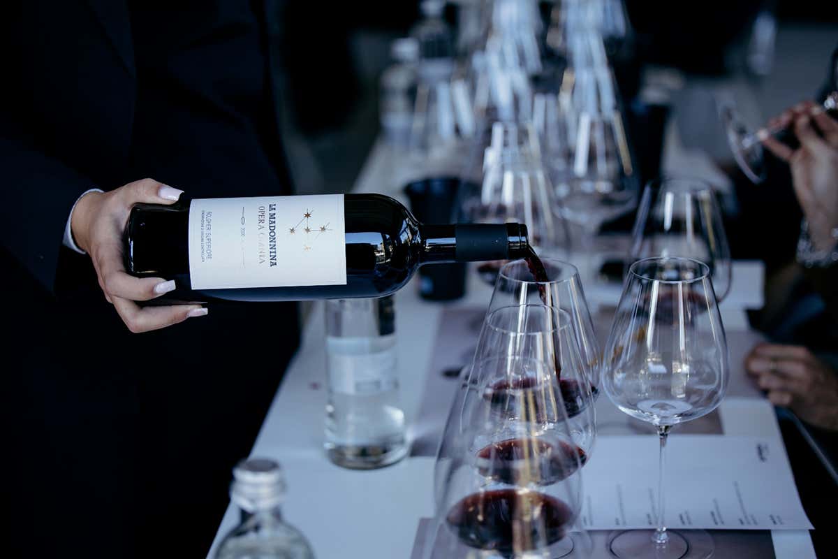 Wine Club Partesa fa rivivere il Trigabolo: il vino incontra la leggenda della cucina italiana Wine Club Partesa fa rivivere il Trigabolo: il vino incontra la leggenda della cucina italiana