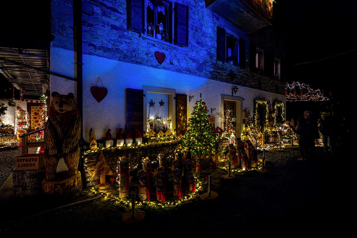 Sutrio, il borgo in Carnia che durante le festività si trasforma in un presepe Sutrio, il borgo in Carnia che durante le festività si trasforma in un presepe