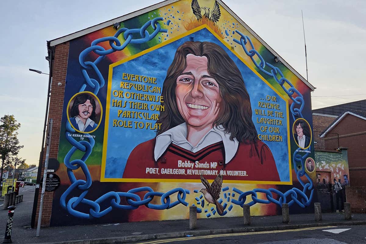 Falls Road, murales di Bobby Sands
