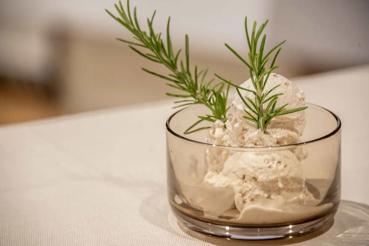Gelato al Castagnaccio marrone Mugello Igp Torna Buyfood Toscana 2022, 50 buyers da 22 paesi a Firenze