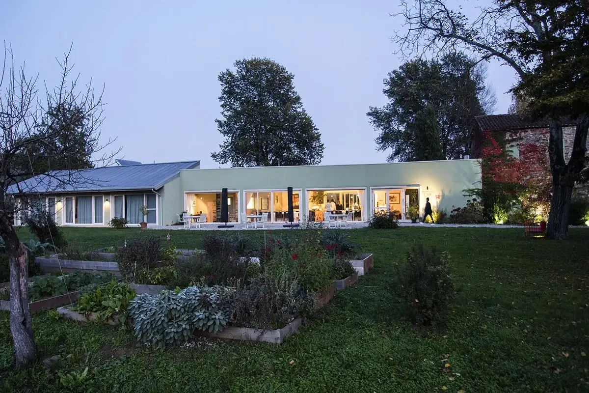 L'Argine a Venc&ograve;, un piccolo ristorante di campagna con una buona stella