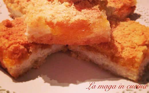 Sbrisolona con ricotta e marmella di zucca Sbrisolona con ricotta e marmella di zucca