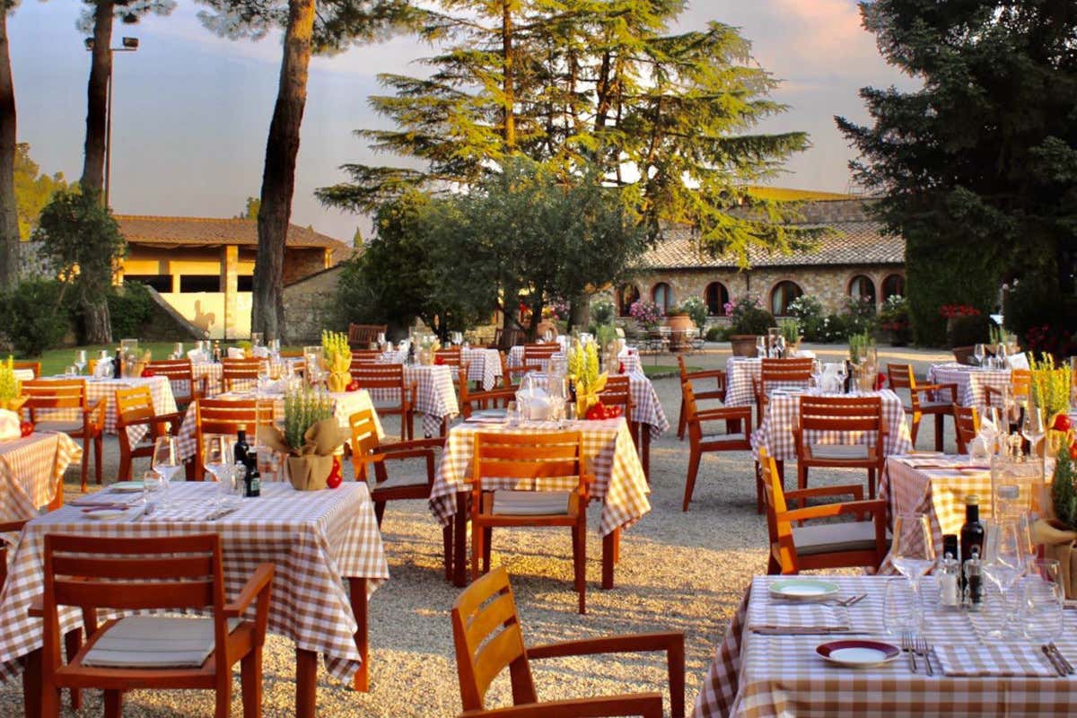 £$Nomen omen$£: giorni lieti a Borgo San Felice in Chianti