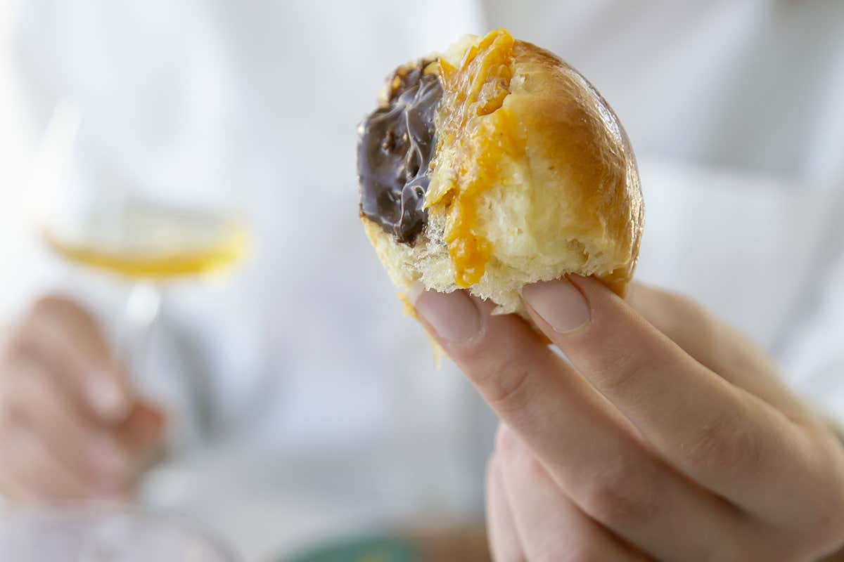 Nuvola di panbrioche con cioccolato e arancia