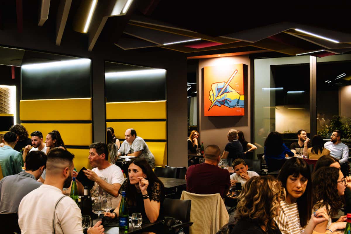 Quando mangiare la pizza a Roma diventa… “Extremis” Quando mangiare la pizza a Roma diventa… “Extremis”