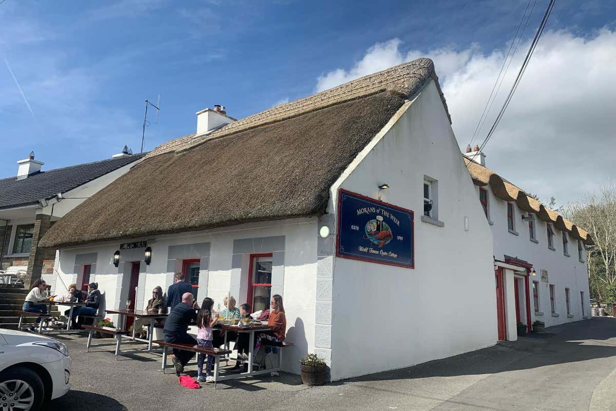 Alla scoperta di Galway con Nicola Coughlan, la Penelope di Bridgerton