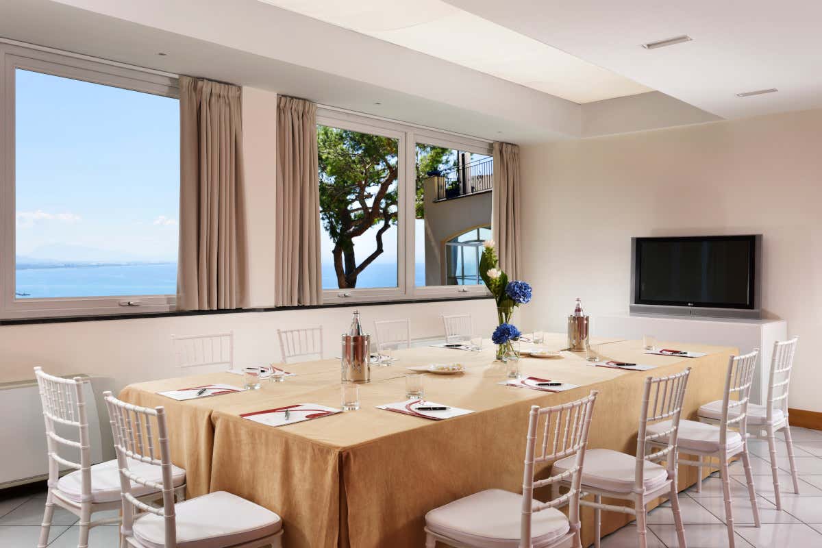 Primavera in Costiera Amalfitana: gusto e benessere all'Hotel Raito