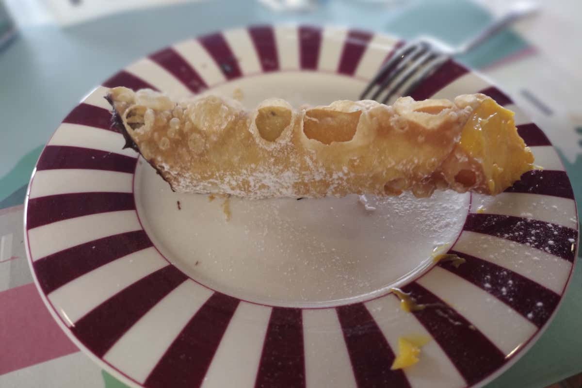 Vere massaie cilentane nella cucina de “La Dispensa San Salvatore” a Paestum