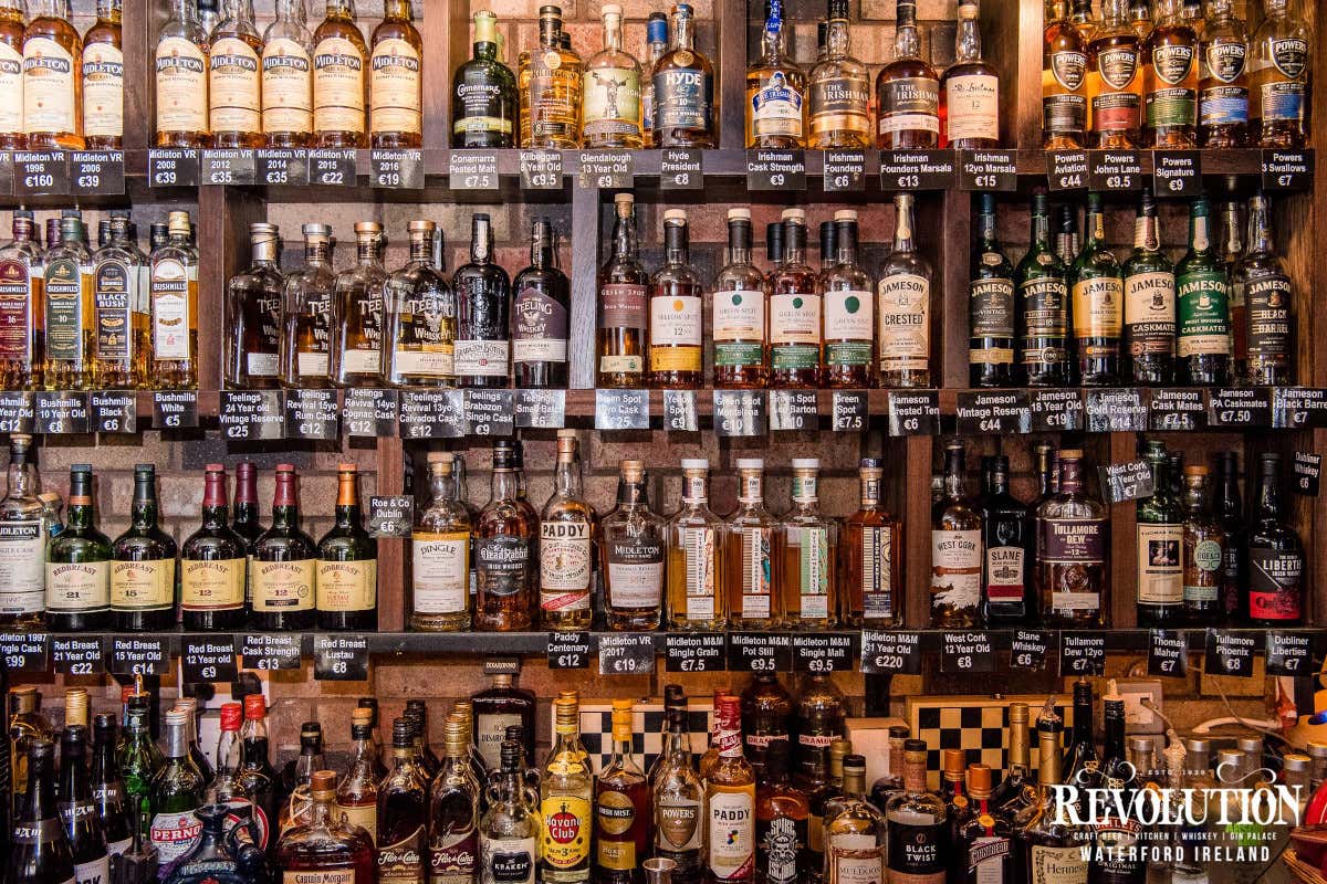 In Irlanda alle origini del whiskey: gli itinerari e le distillerie da non perdere