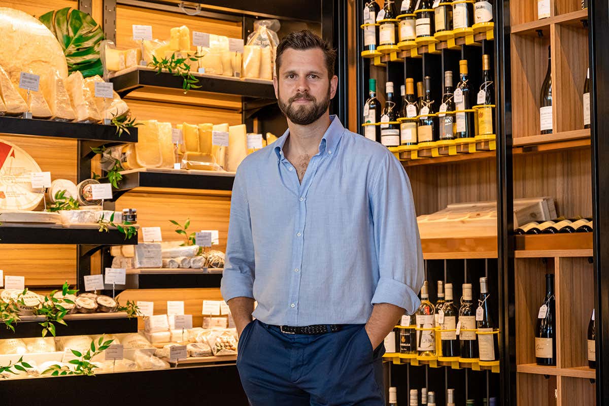 Nuovi orizzonti per Peck. Apertura a Forte dei Marmi