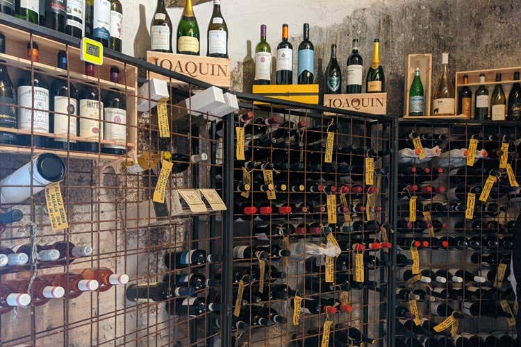 La cantina - Sotto il pergolato, Casa Coloni esalta le materie prime di Paestum